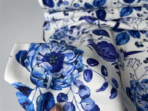 Bomuldsjersey - fine store blomster i blålilla